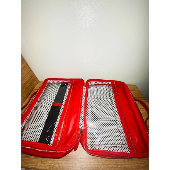 P N P Red makeup bag with Zipper Closure - Picture 3 of 7